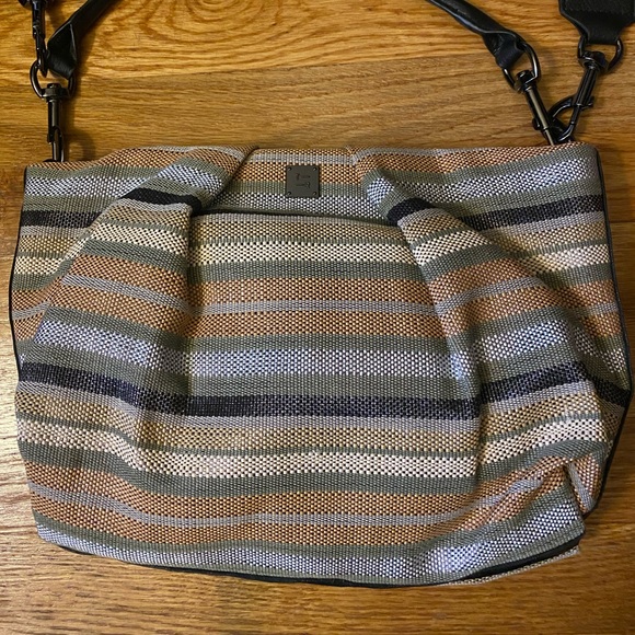 Think Royln Savannah Woven Raffia Crossbody Bag Stripe Raffia - Picture 2 of 3